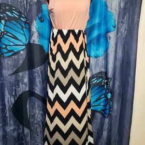 Pink and Black chevron print maxi dress sz XL